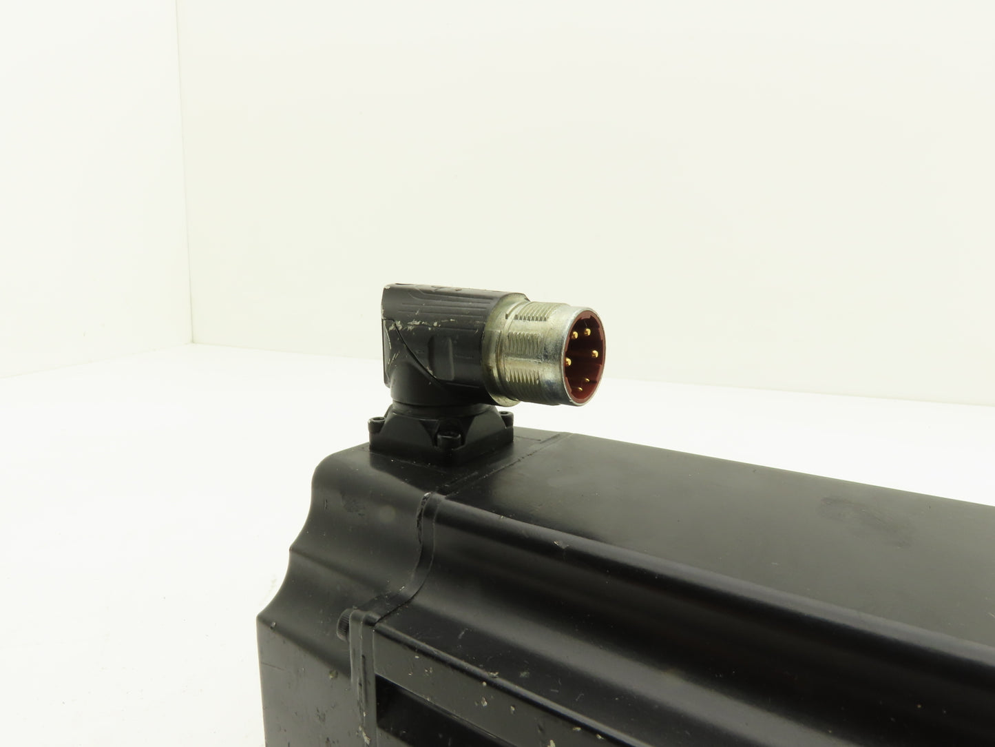 Allen Bradley VPL-B1153F-PK12AA AC Servo Motor 3.08Hp 5000rpm 480VAC 3PH
