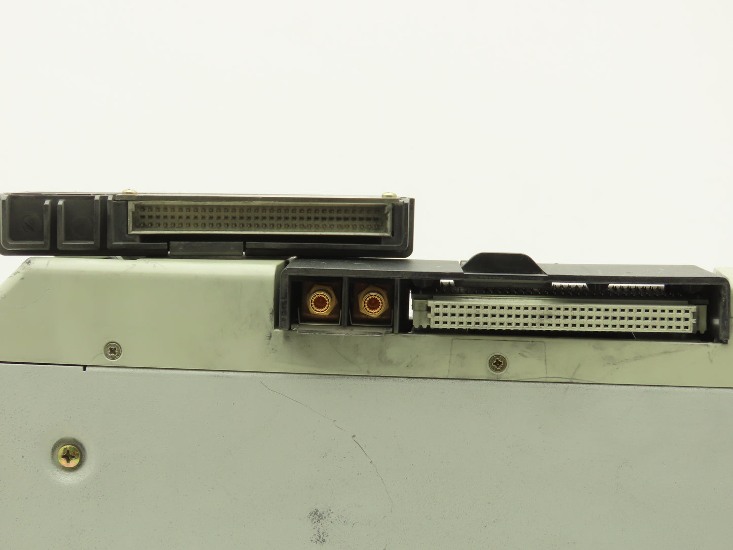 Allen Bradley 1394-AM04 Servo 3kW Axis Module 530/680V 1Ph In 310/390V 3Ph Out