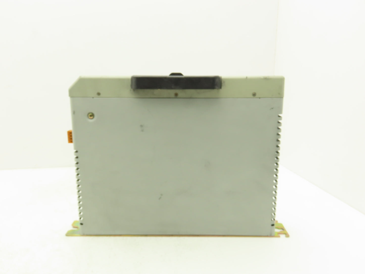 Allen Bradley 1394-AM04 Servo 3kW Axis Module 530/680V 1Ph In 310/390V 3Ph Out