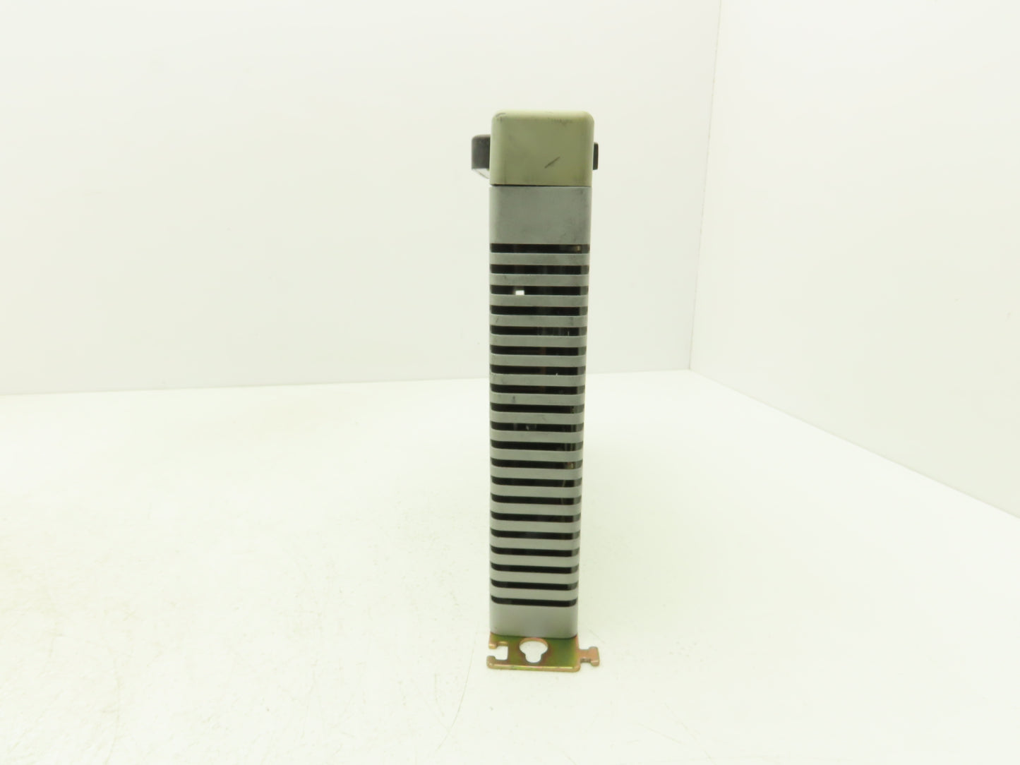 Allen Bradley 1394-AM04 Servo 3kW Axis Module 530/680V 1Ph In 310/390V 3Ph Out