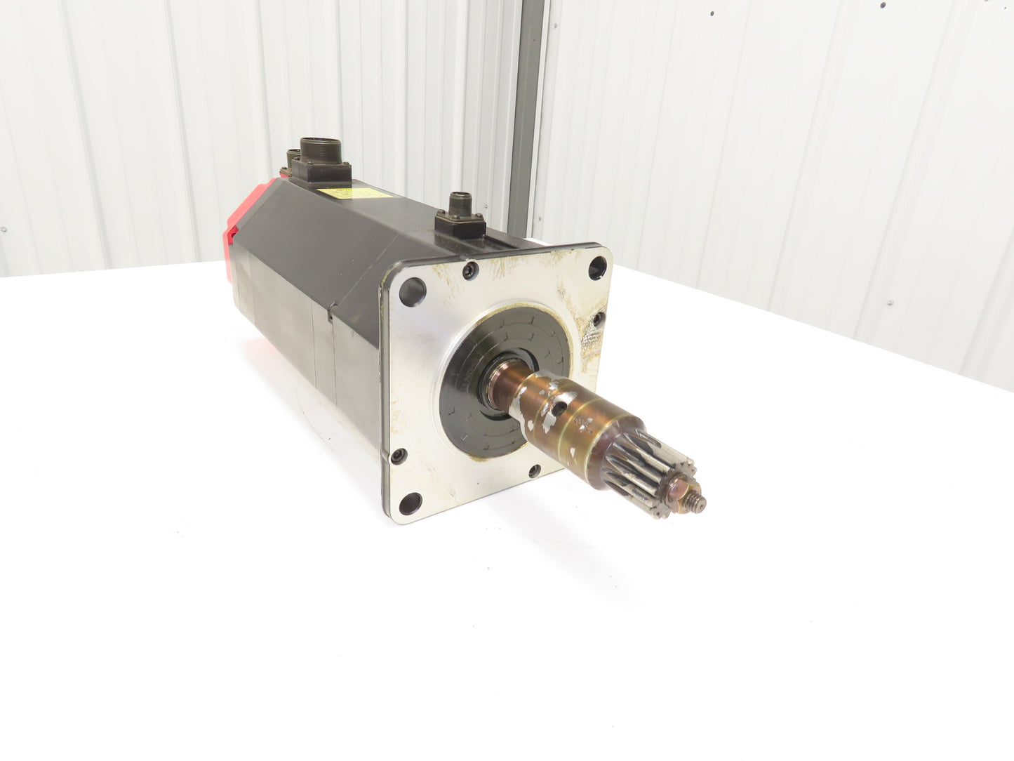 Fanuc A06B-0148-B675 AC Servo Motor 4.4Kw 132V 3000RPM Encoder A8600360T201