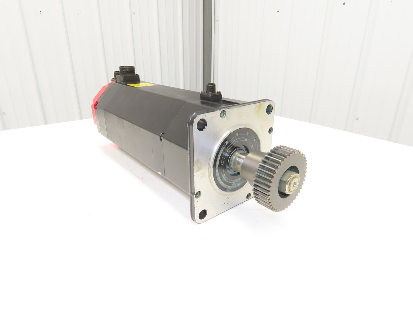 Fanuc A06B-0152-B675 AC Servo Motor 4.5Kw 194V 2000RPM Encoder A8600360T201