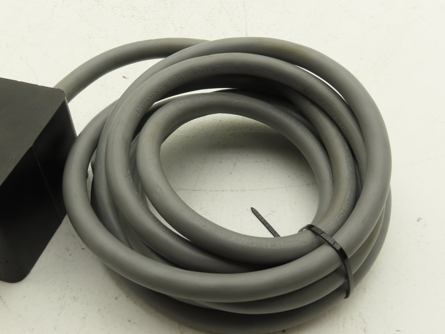 000-005001000 Vibratory Feeder Coil 115V Electromagnetic  9' Cable