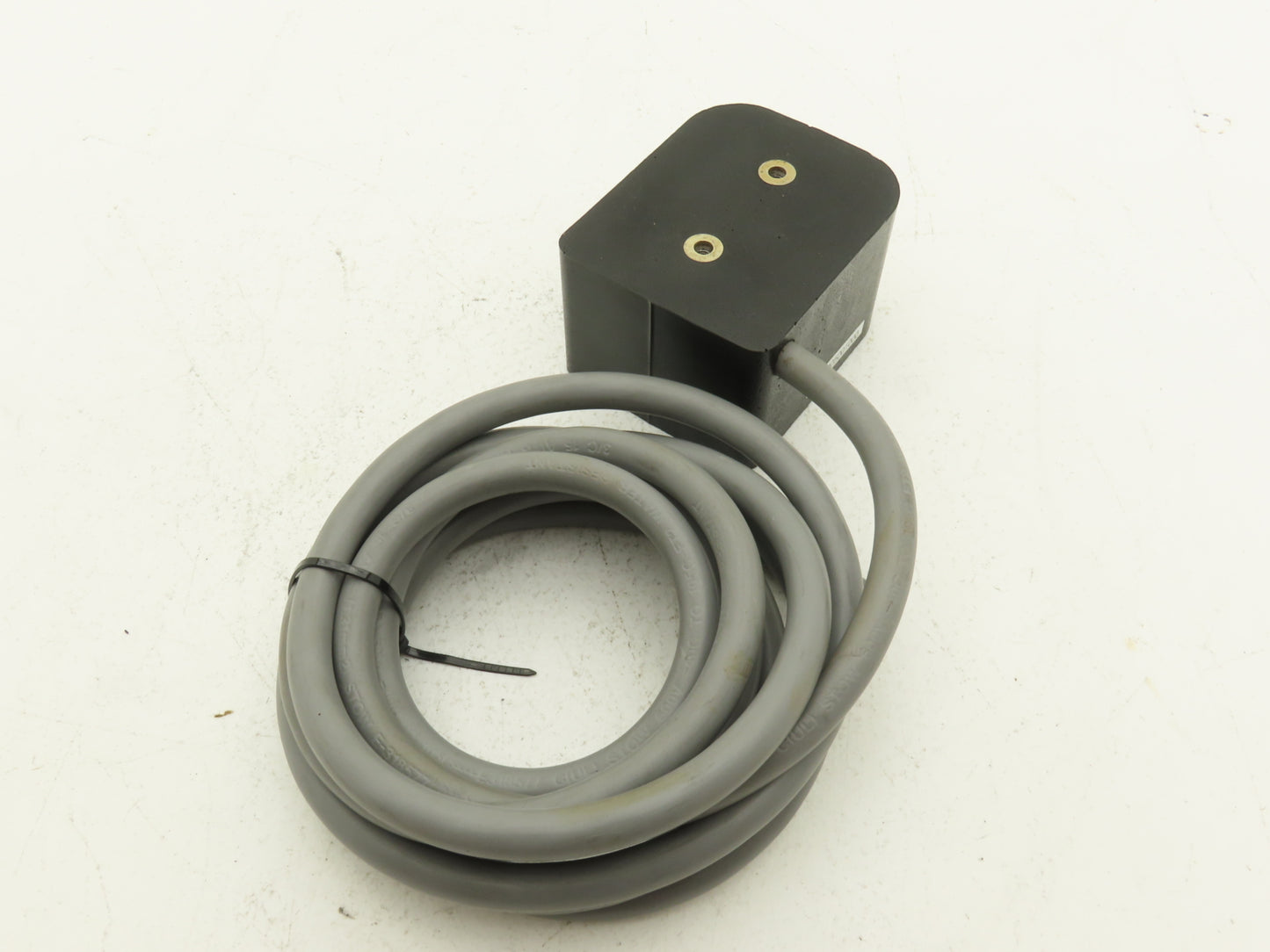 000-005001000 Vibratory Feeder Coil 115V Electromagnetic  9' Cable