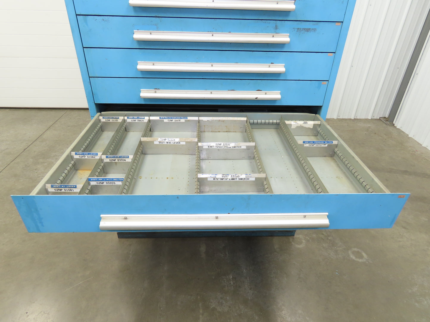 Nu-Era Modular Tool Storage Cabinet 10 Drawer 45x28x61" Stanley Vidmar Blue