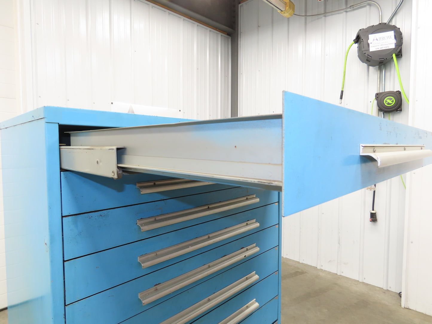 Nu-Era Modular Tool Storage Cabinet 10 Drawer 45x28x61" Stanley Vidmar Blue