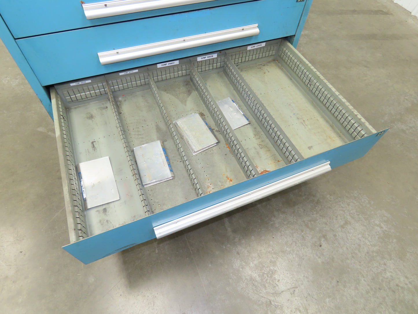 Nu-Era Modular Tool Storage Cabinet 9 Drawer 45x28x61" Stanley Vidmar Blue