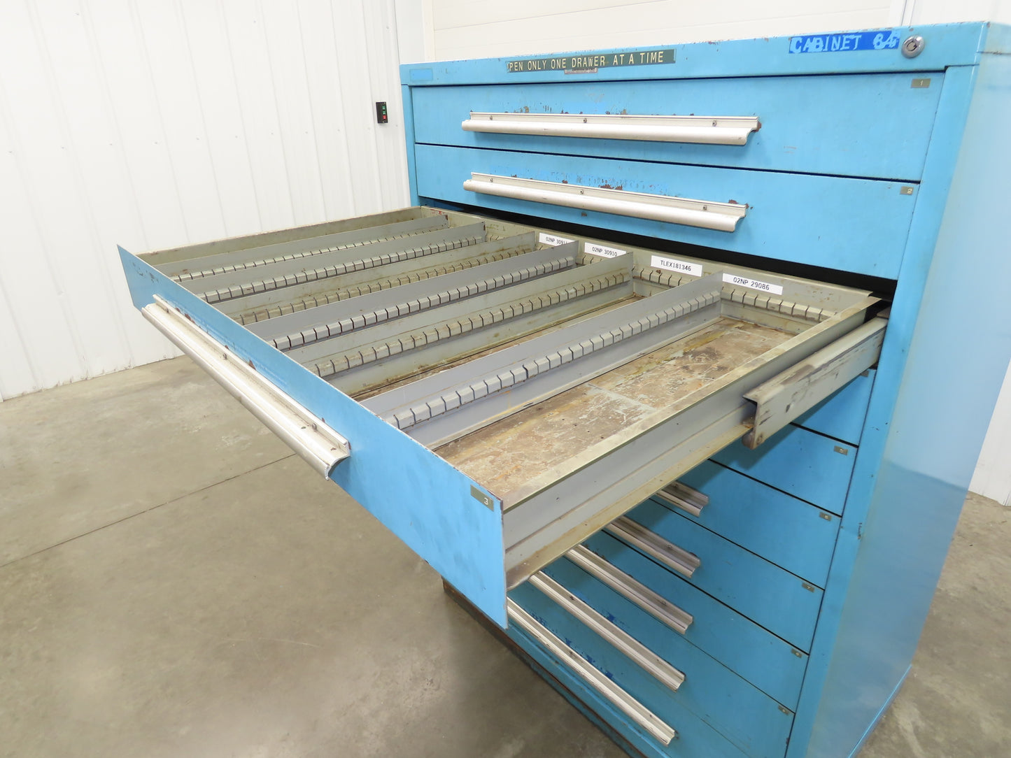 Nu-Era Modular Tool Storage Cabinet 10 Drawer 45x28x61" Stanley Vidmar Blue