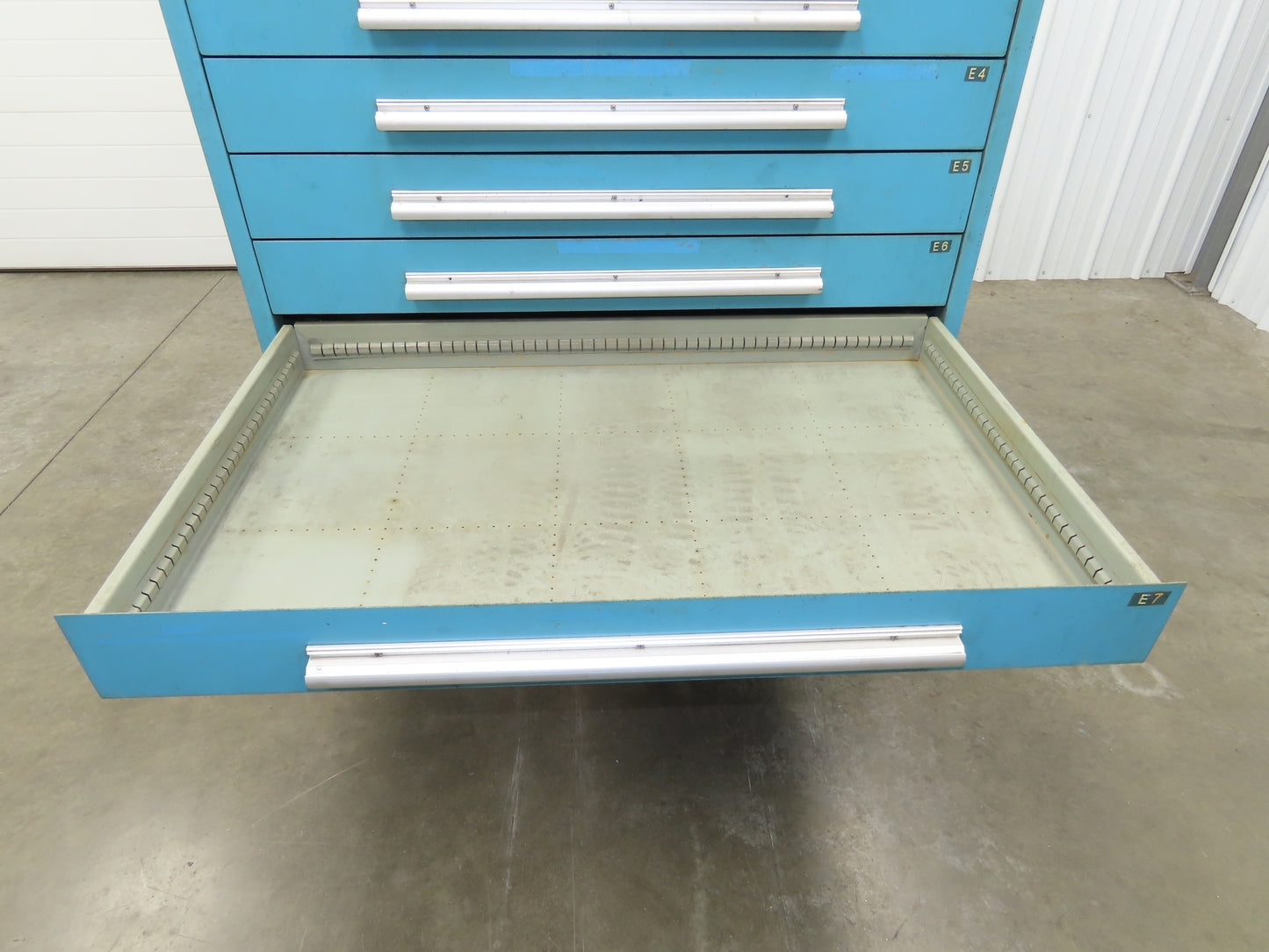 Nu-Era Modular Tool Storage Cabinet 11 Drawer 45x28x61" Stanley Vidmar Blue