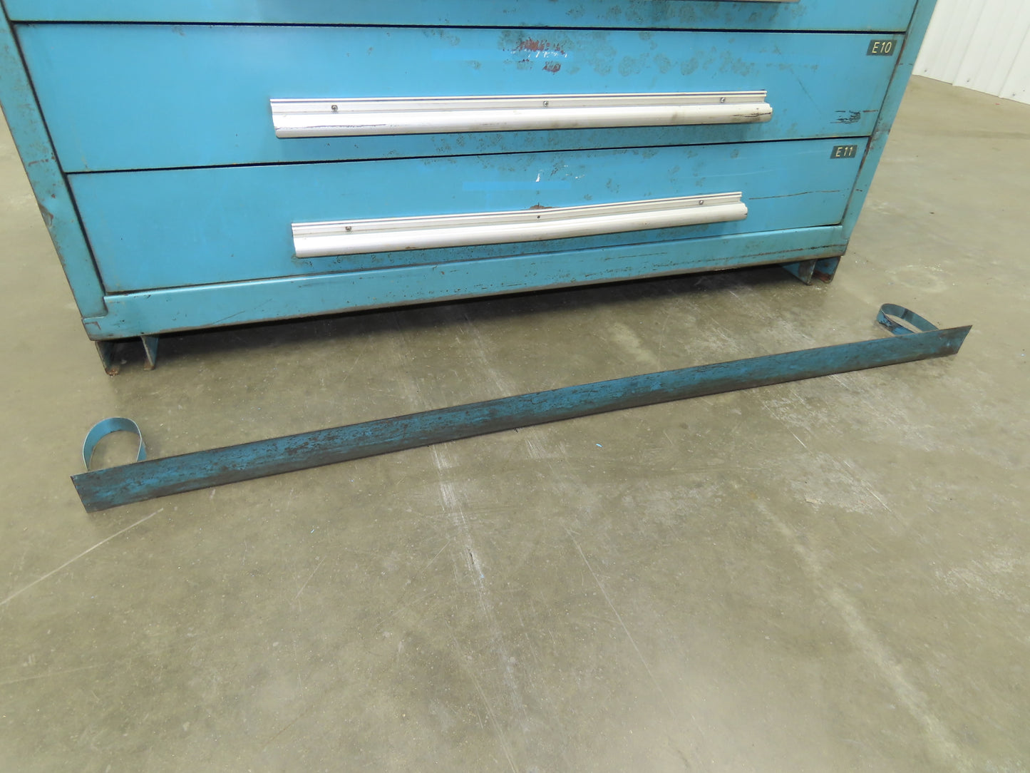 Nu-Era Modular Tool Storage Cabinet 11 Drawer 45x28x61" Stanley Vidmar Blue