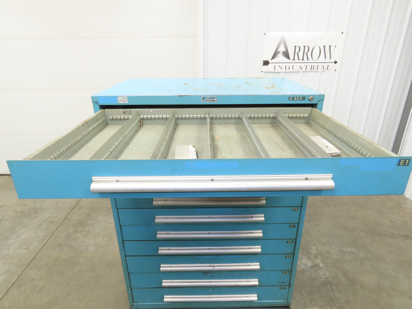 Nu-Era Modular Tool Storage Cabinet 11 Drawer 45x28x61" Stanley Vidmar Blue