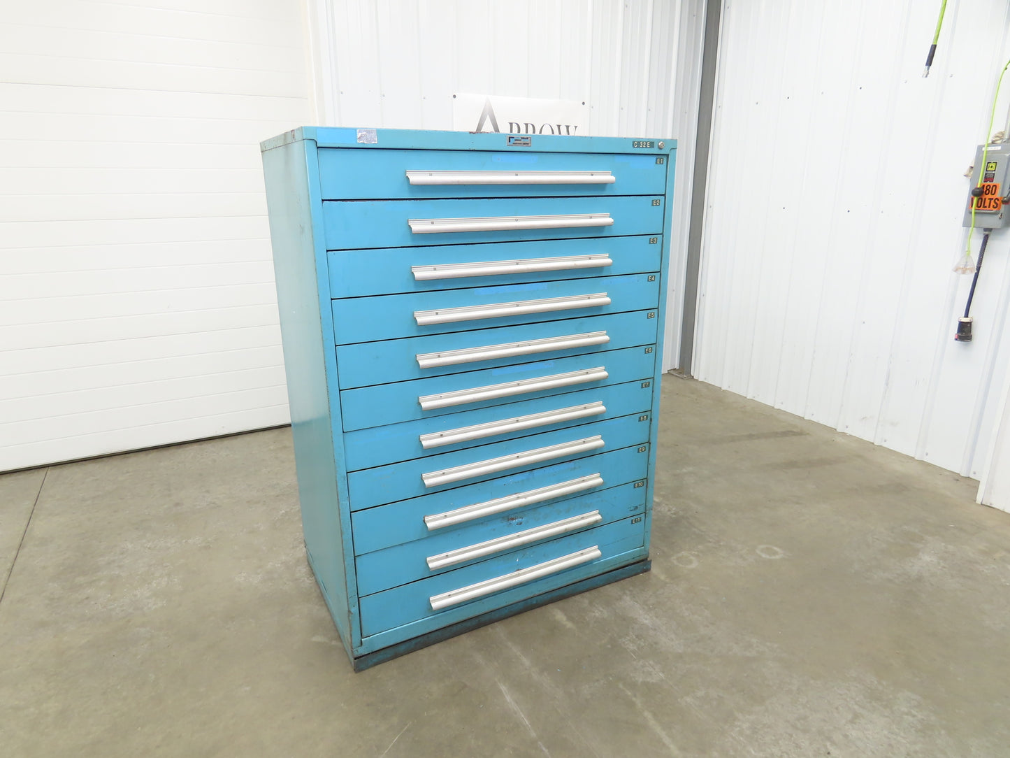 Nu-Era Modular Tool Storage Cabinet 11 Drawer 45x28x61" Stanley Vidmar Blue