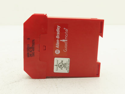 Allen Bradley 440N-S32013 Guardmaster Sipha Safety Control Relay 24V Ser B