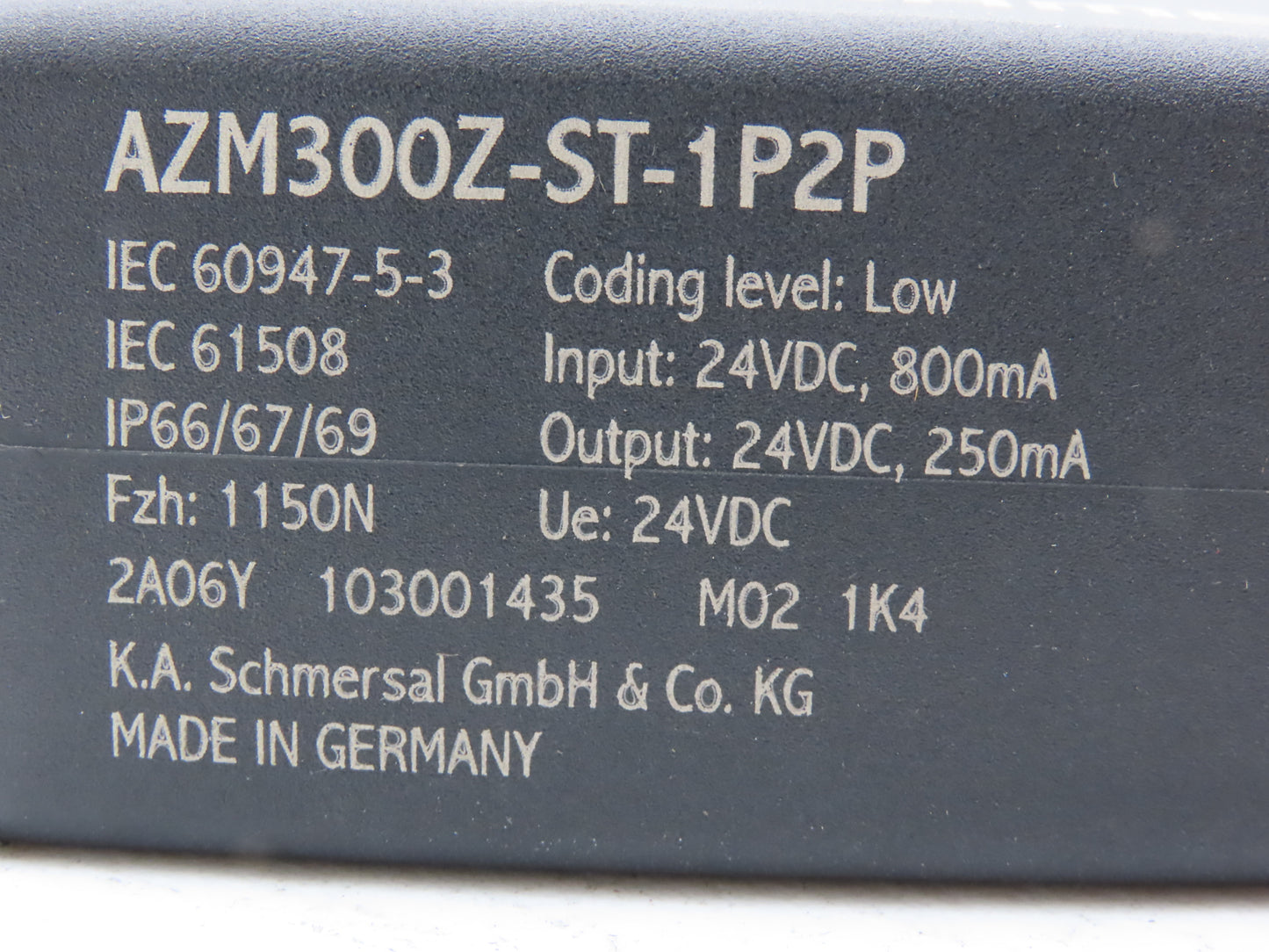 Schmersal AZM300Z-ST-1P2P Solenoid Interlock Safety Switch RFID 24VDC 103001435