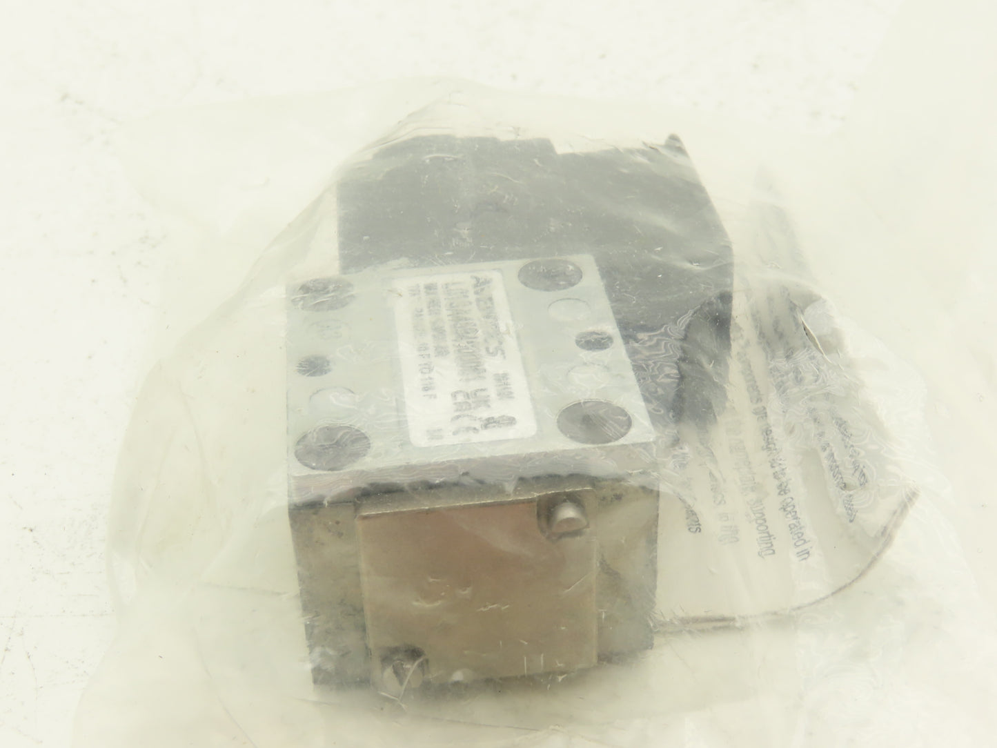 Aventics L01SA4594000061 Pneumatic Solenoid Air Control Valve 4-Way 2-Pos 24VDC