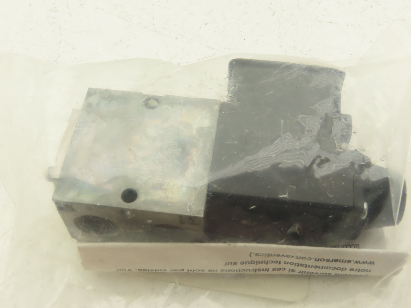 Aventics L01SA4594000061 Pneumatic Solenoid Air Control Valve 4-Way 2-Pos 24VDC