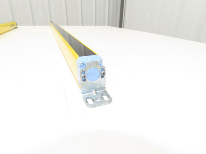 Schmersal SLC440COM-ER-0890-14 Safety Light Curtain Transmitter & Receiver Set