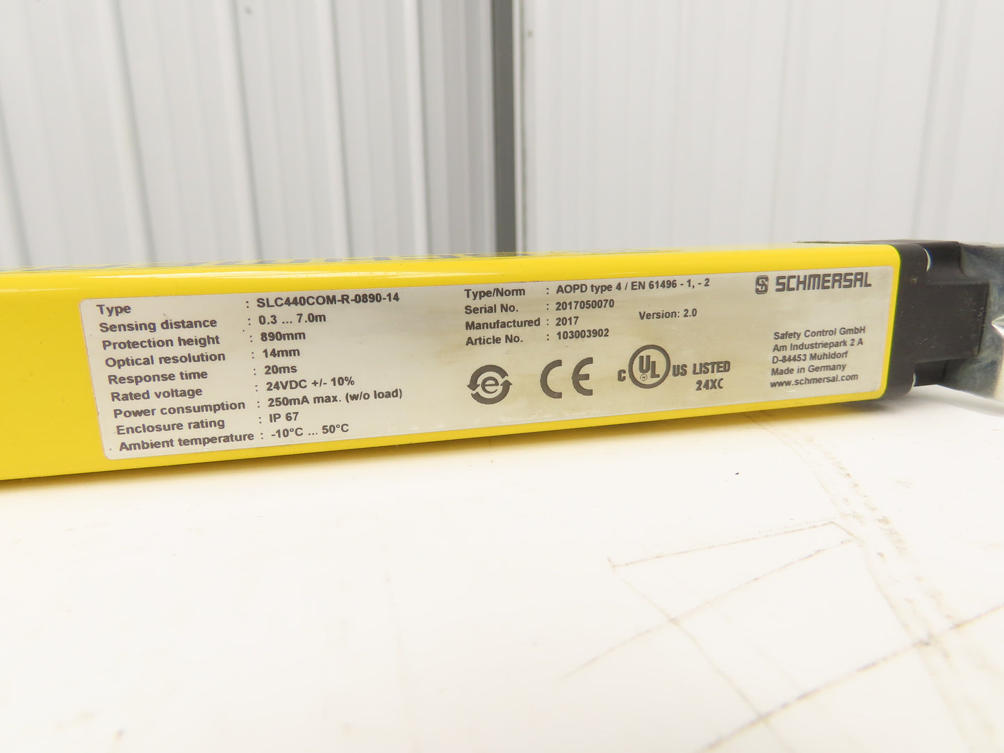 Schmersal SLC440COM-ER-0890-14 Safety Light Curtain Transmitter & Receiver Set
