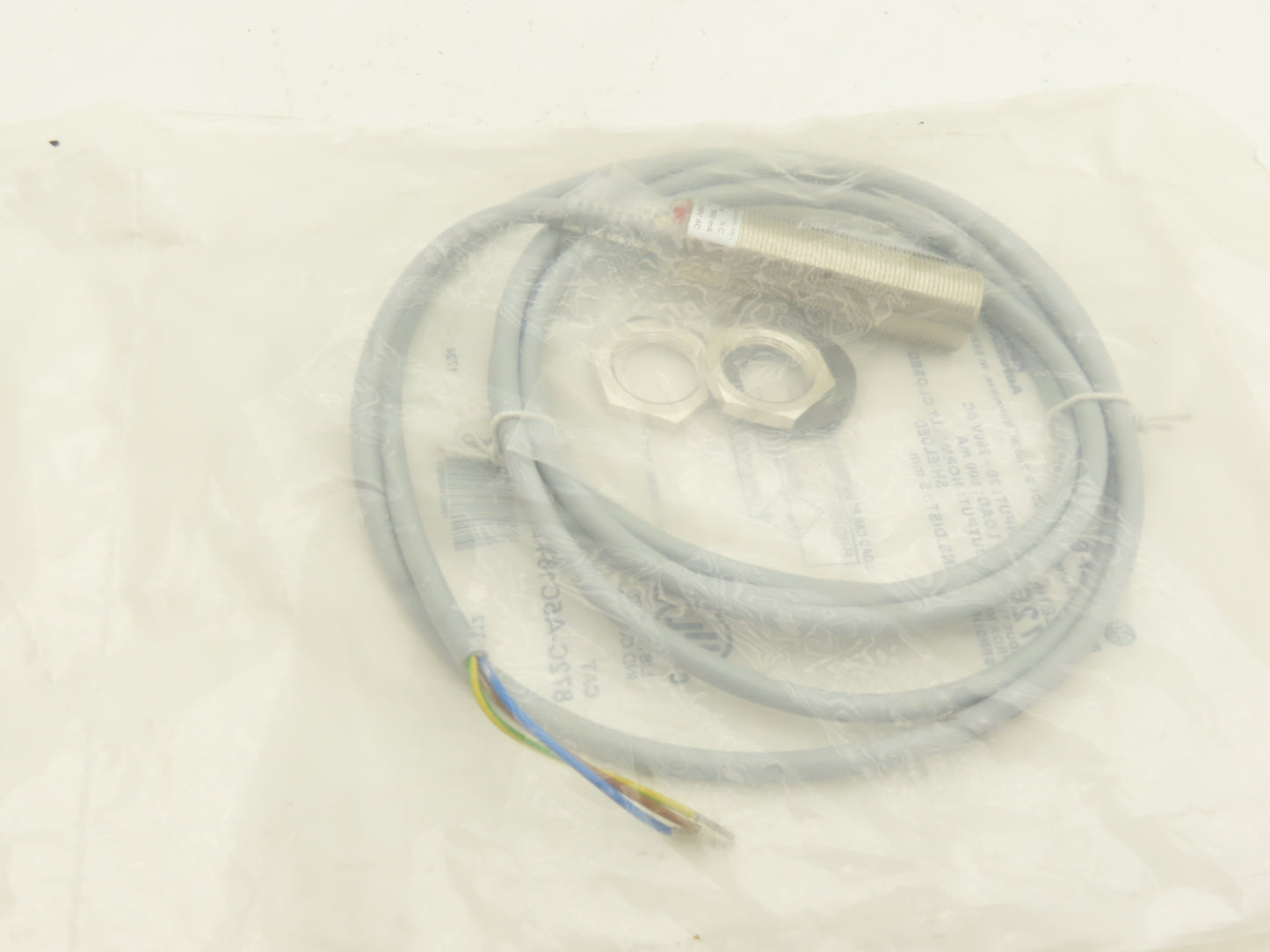Allen Bradley 872C-A5C18-A2 Proximity Sensor Switch 2M Cable 20-250VAC Ser B