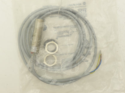 Allen Bradley 872C-A5C18-A2 Proximity Sensor Switch 2M Cable 20-250VAC Ser B