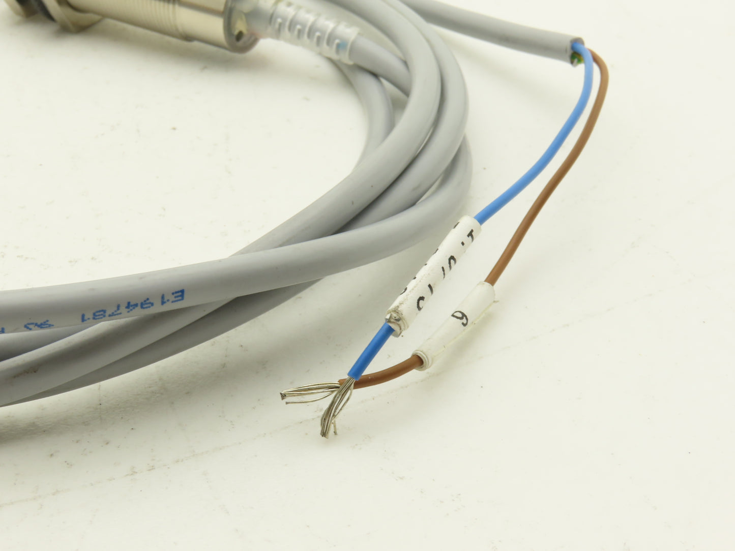 Allen Bradley 872C-A5C18-A2 Proximity Sensor Switch 2M Cable 20-250VAC Ser B