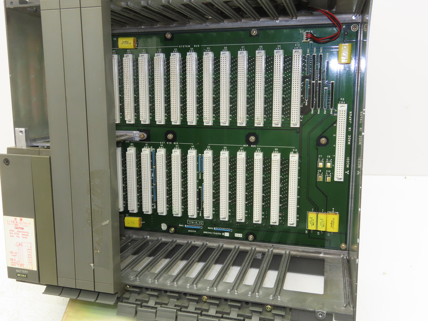 Mitsubishi FCA335MY-V PCB Slot Rack Chassis & Backplane Card Assembly MC031D