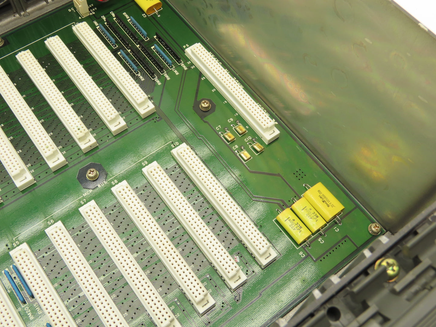 Mitsubishi FCA335MY-V PCB Slot Rack Chassis & Backplane Card Assembly MC031D