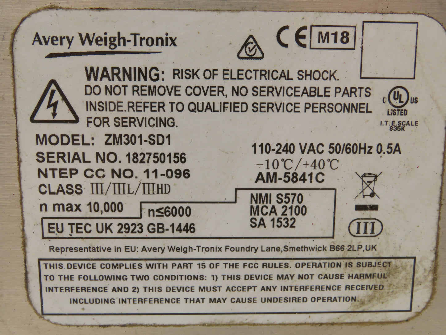 Avery Weigh-Tronix Model ZM301-SD1 Digital Scale Weight Readout Indicator