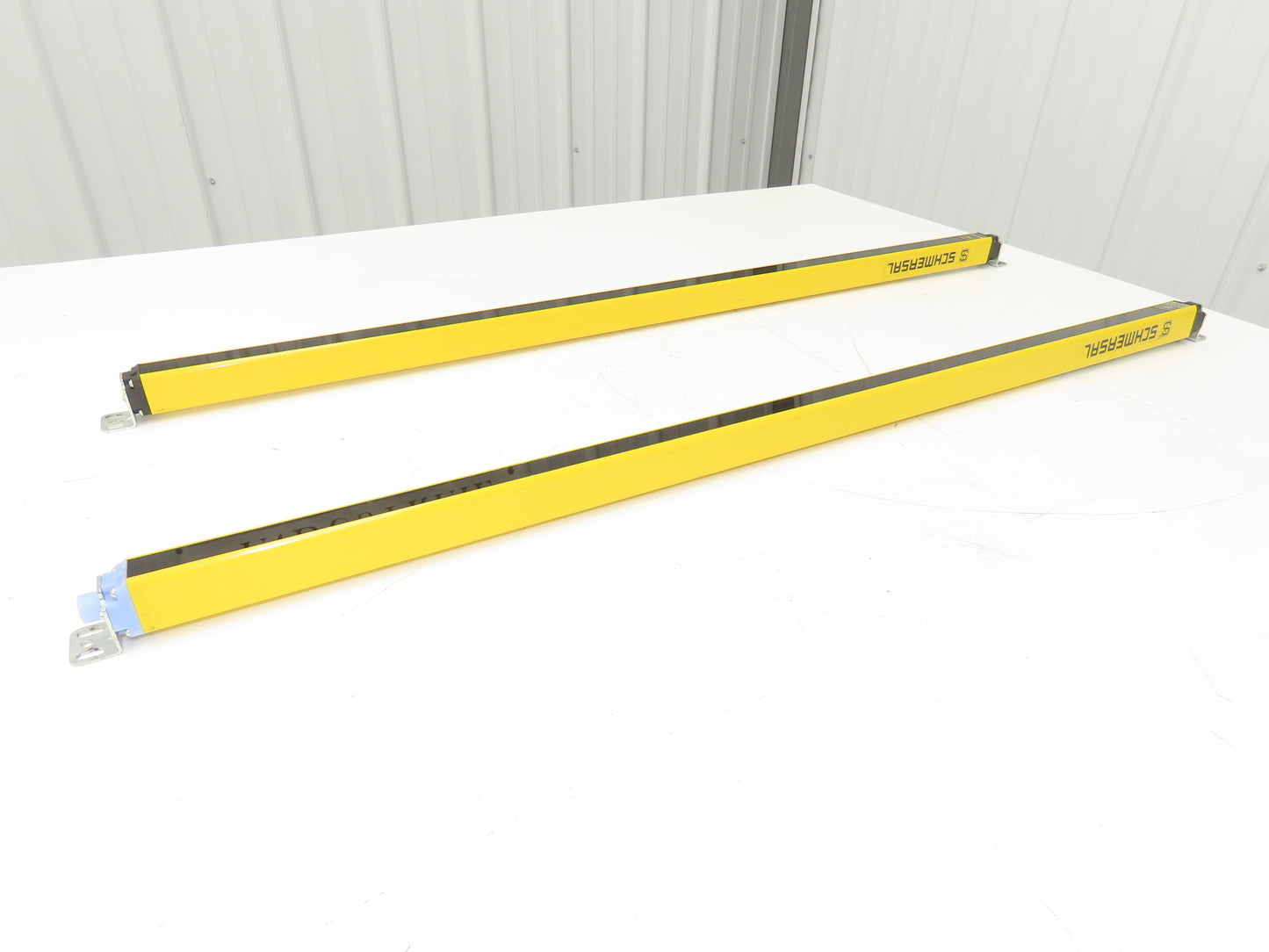 Schmersal SLC440-ER-0890-14-01 Safety Light Curtain Transmitter & Receiver Set