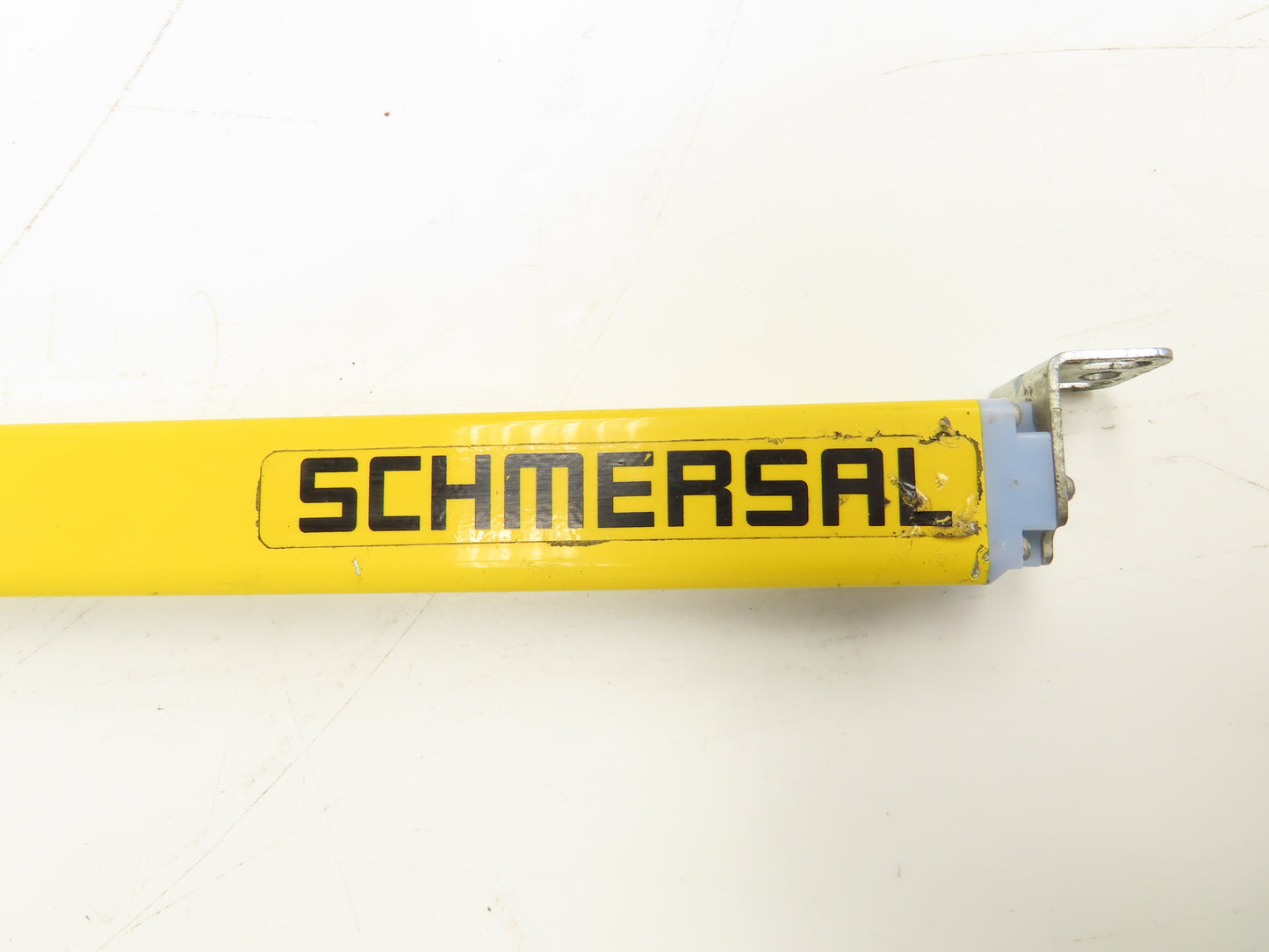 Schmersal SLC440COM-ER-0890-14 Safety Light Curtain Receiver