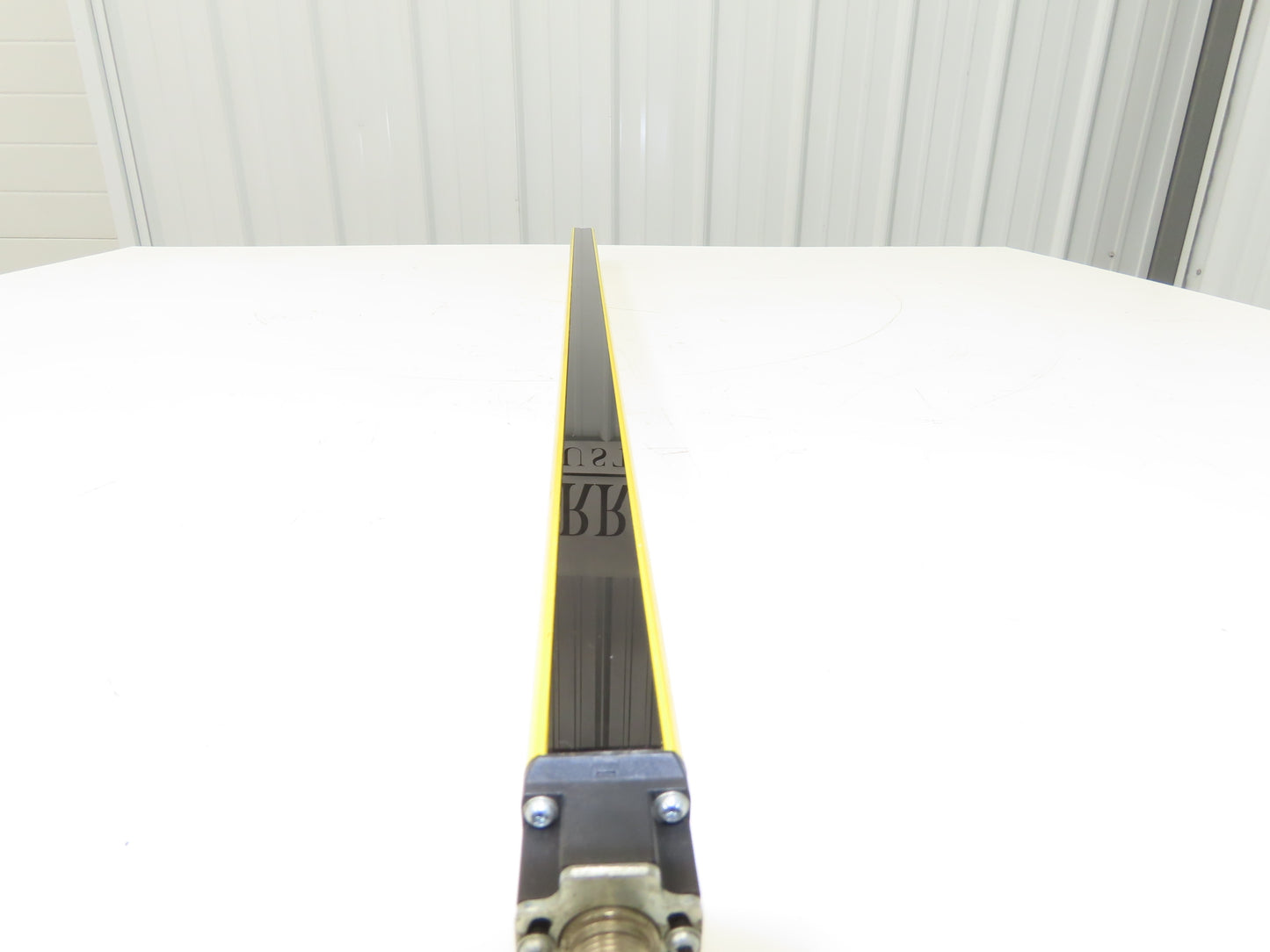 Schmersal SLC440COM-ER-0890-14 Safety Light Curtain Receiver