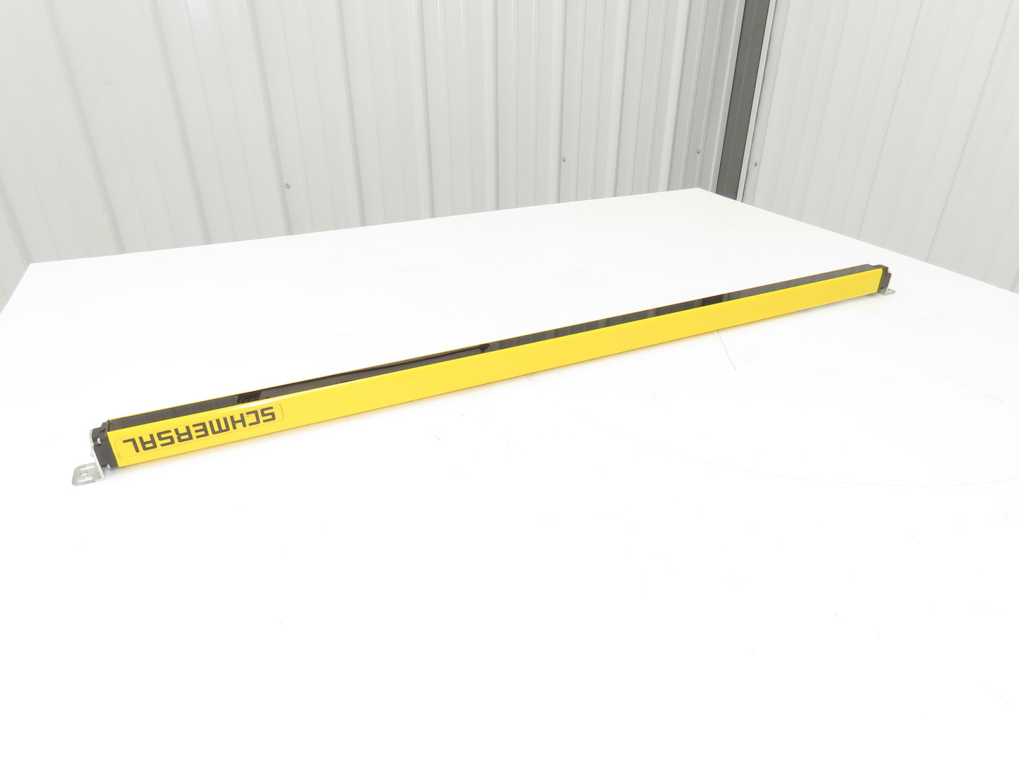 Schmersal SLC440COM-ER-0890-14 Safety Light Curtain Transmitter Only