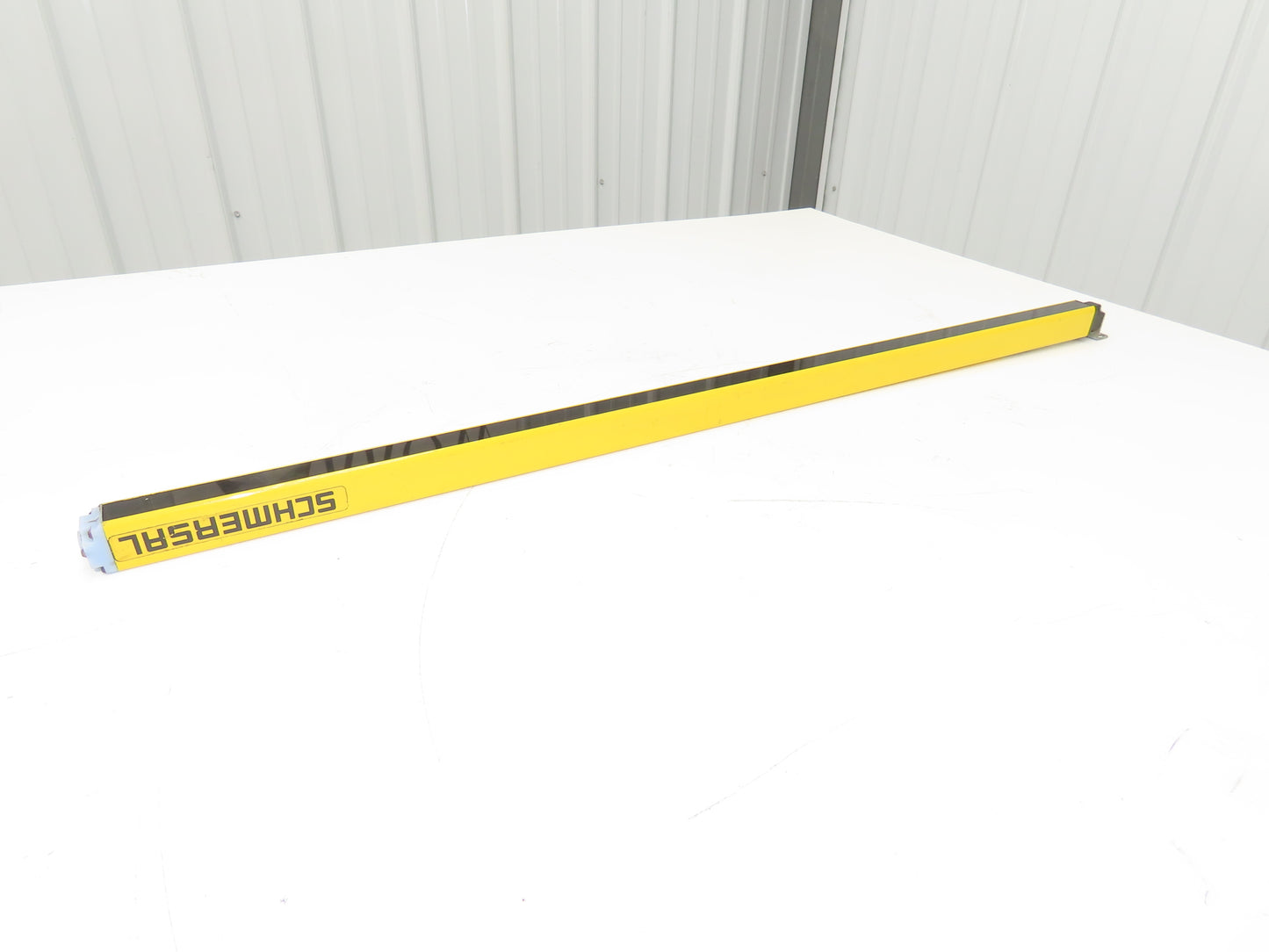 Schmersal SLC440COM-ER-0890-14 Safety Light Curtain Transmitter