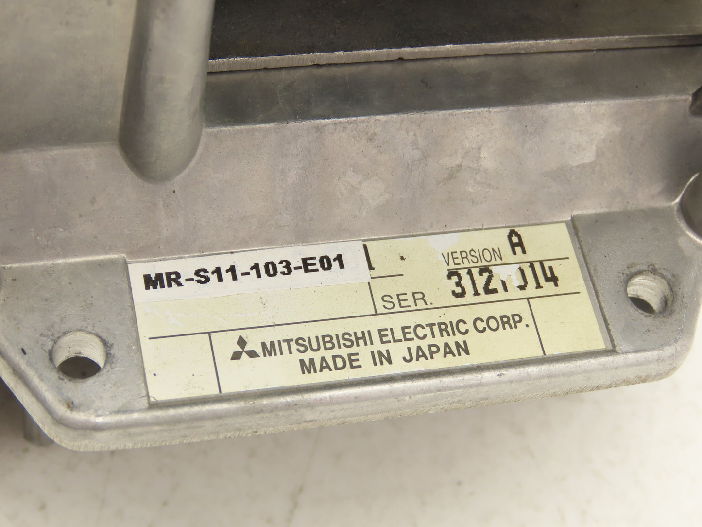 Mitsubishi MR-S11-103-E01 AC Servo Motor Drive Controller Assembly Ver A