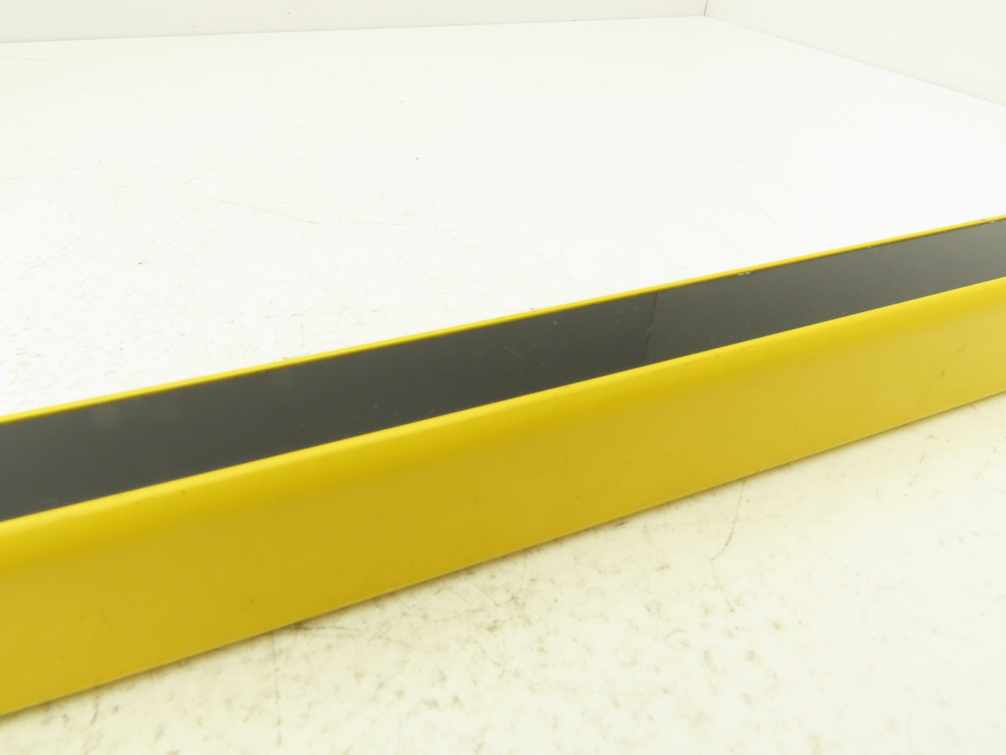 Schmersal SLC440COM-E-0650-14 Safety Light Curtain Transmitter Only