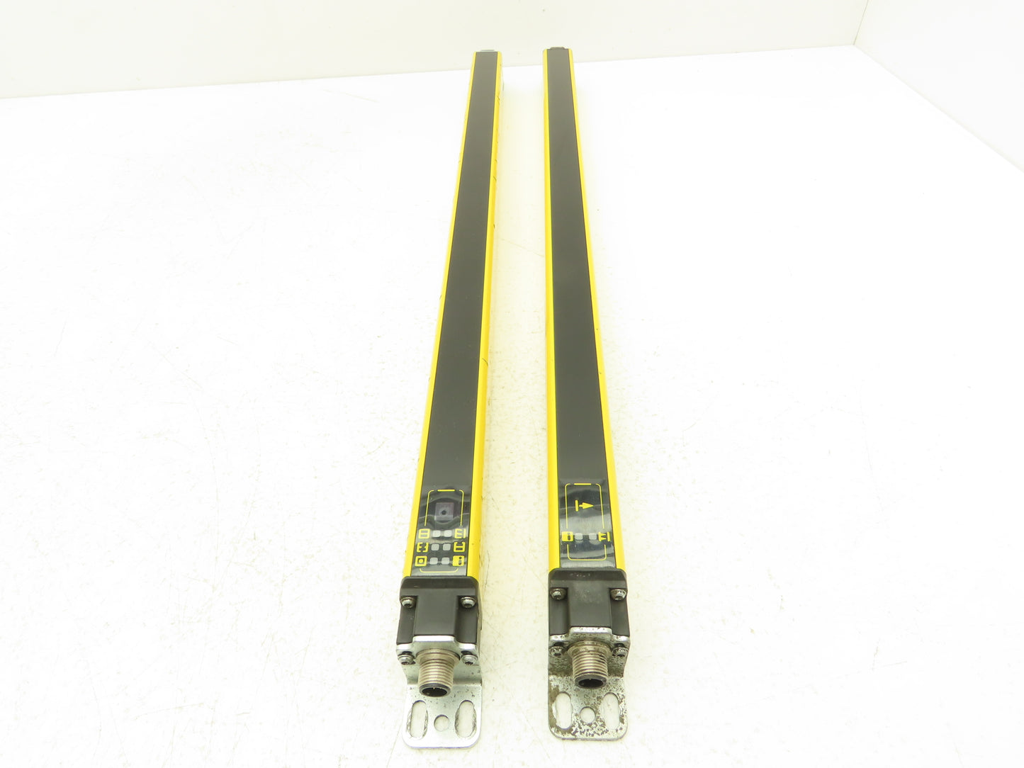 Schmersal SLC440-ER-0490-14-01 Safety Light Curtain Receiver