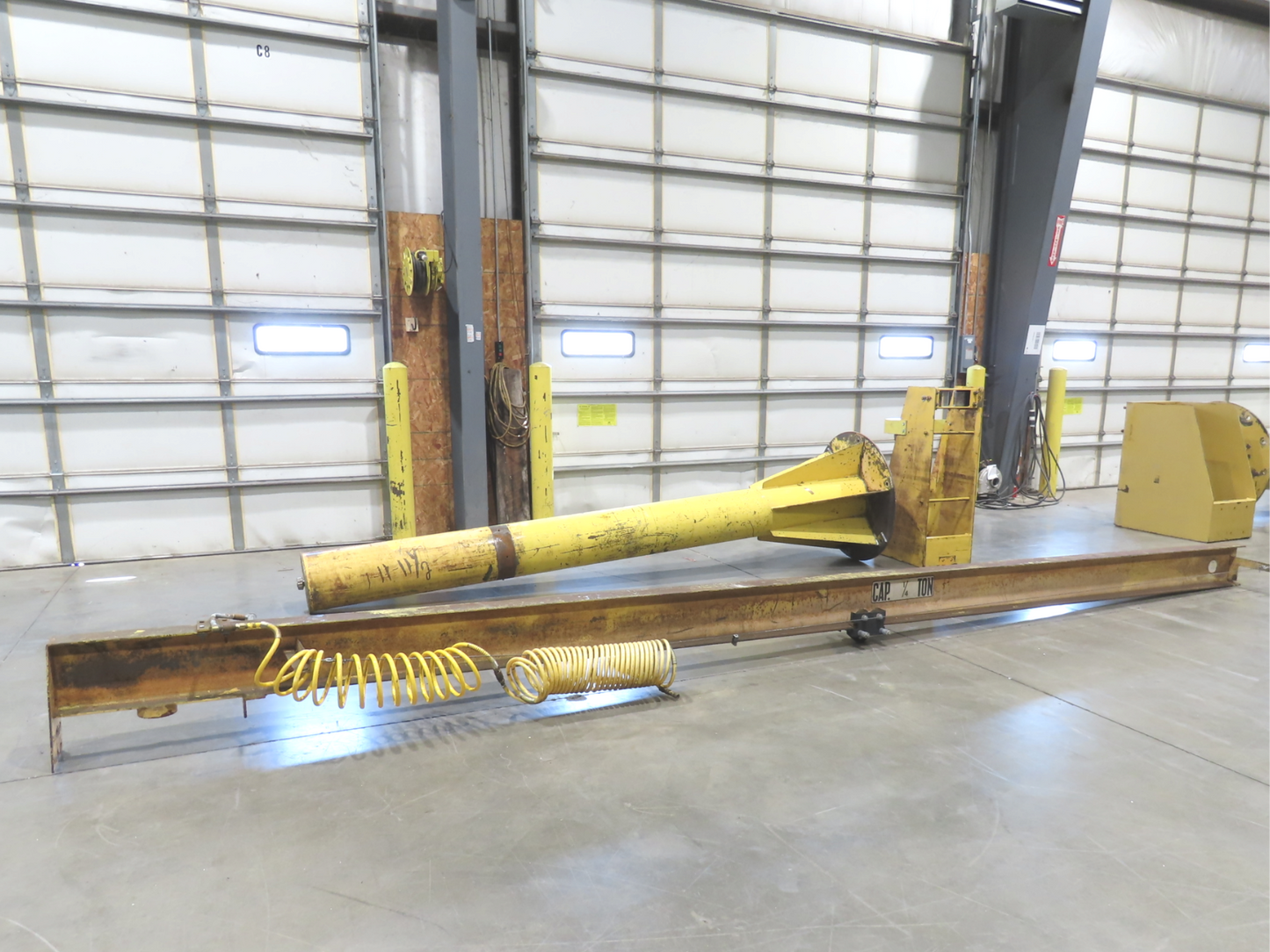 1/4 Ton 500 Lb Free Standing Jib Crane 20' Span 12' Height Under Beam