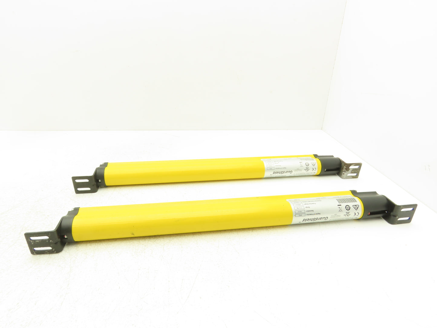 Allen Bradley 440L-P4J0480YD Light Curtain Guardmaster Receiver/Transmitter Set