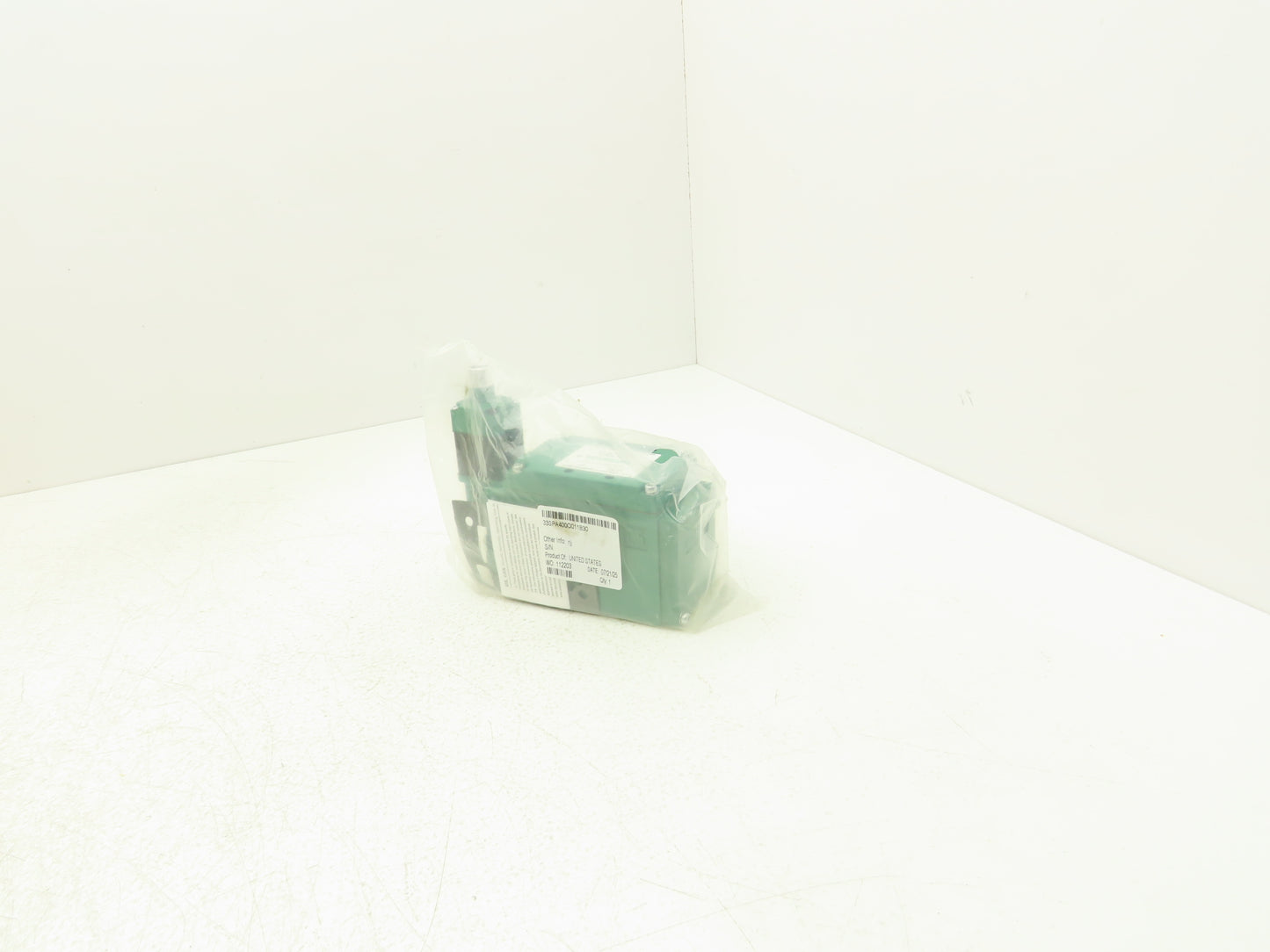 Numatics 33SPA400O011B30 Pneumatic Directional Solenoid Valve 120V