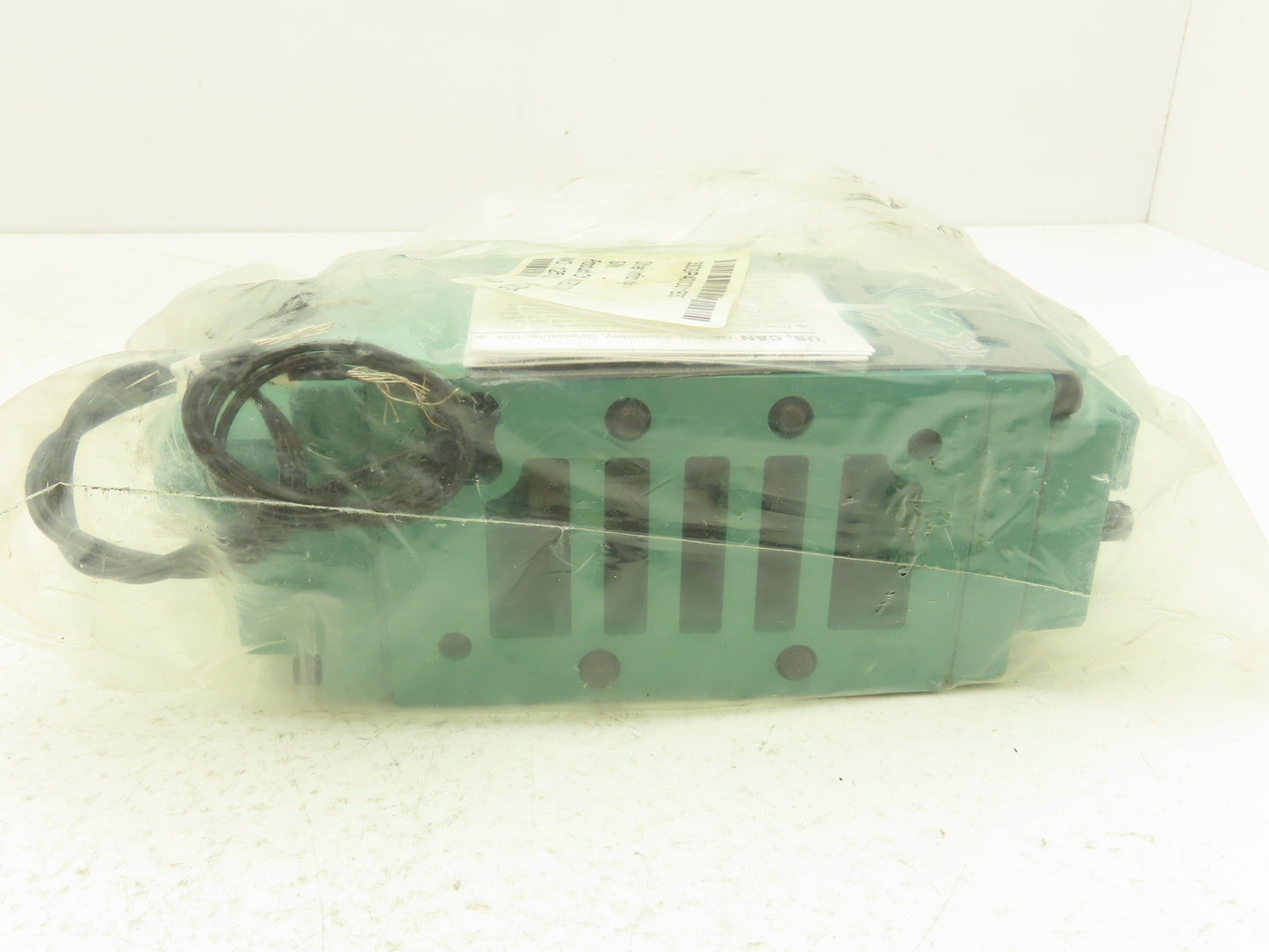 Numatics 33DSP400O011B30 Pneumatic Directional Solenoid Valve 120V