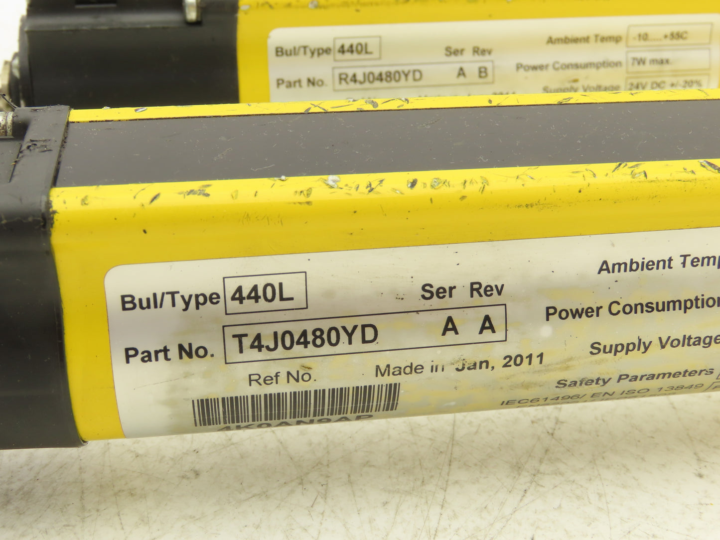 Allen Bradley 440L-P4J0480YD Light Curtain Guardmaster Receiver/Transmitter Set