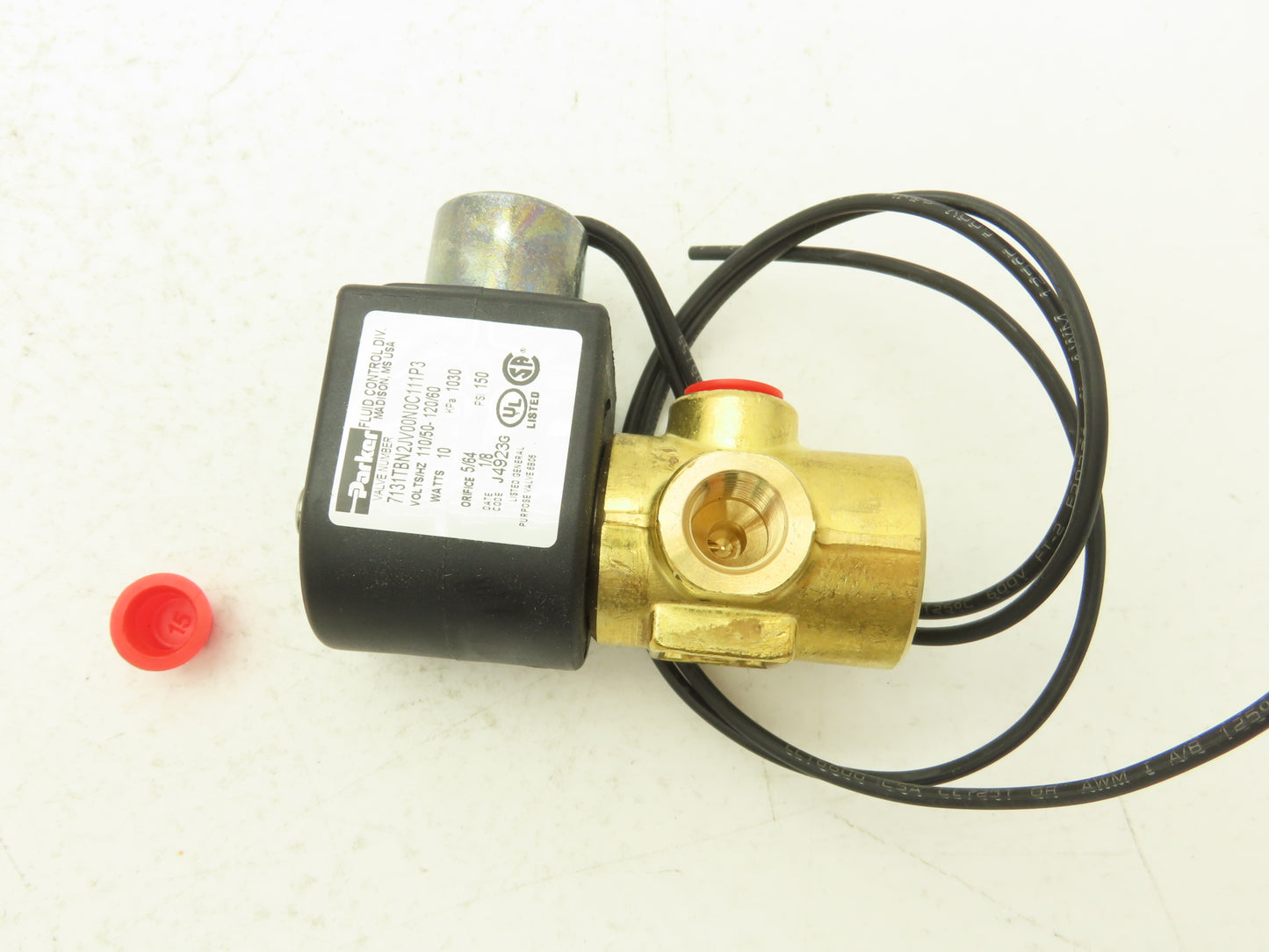 Parker Skinner 7131TBN2JV00N0C111P3 Solenoid Valve 3-Way 1/4"NPT 120V N.C.