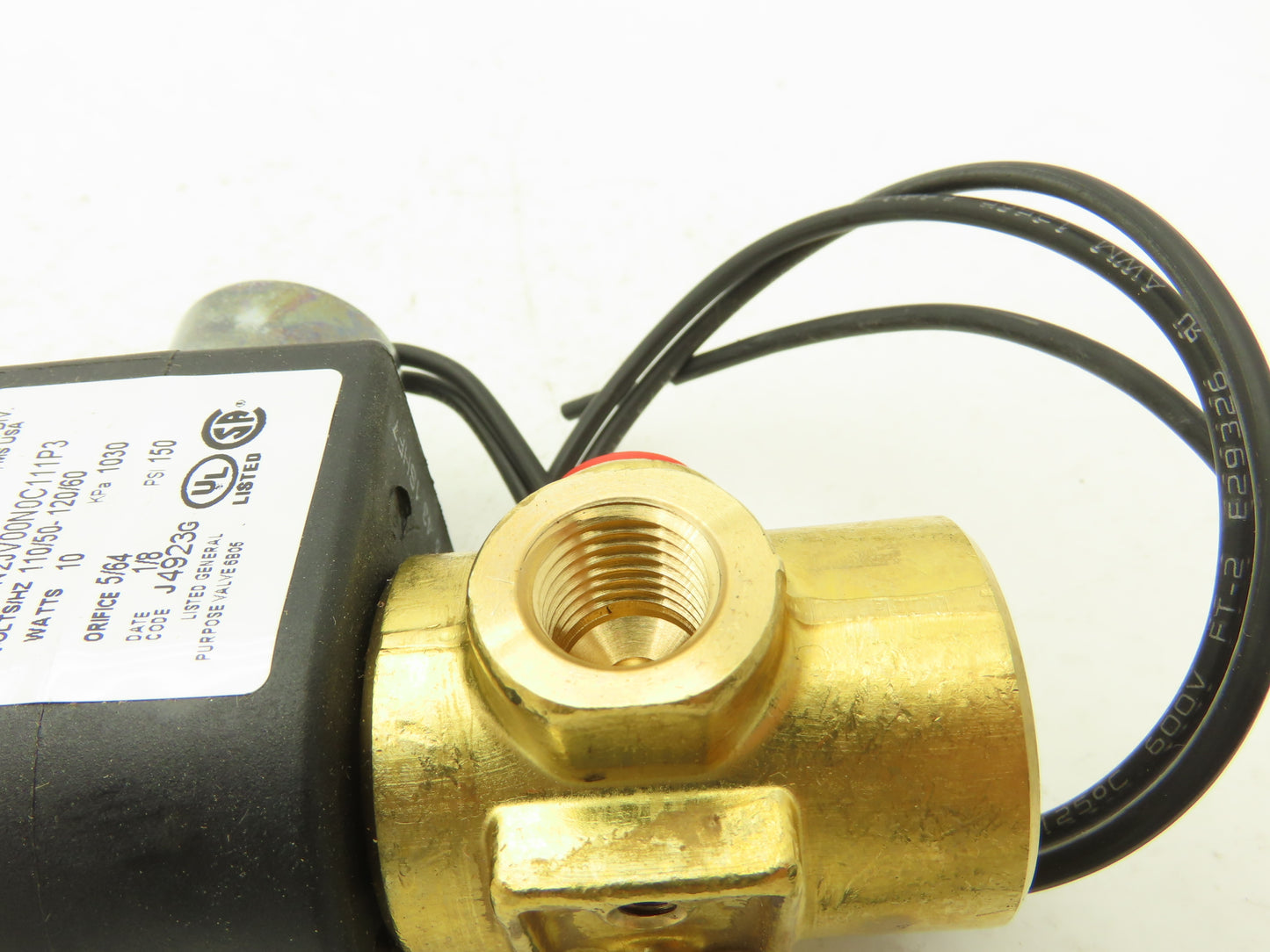 Parker Skinner 7131TBN2JV00N0C111P3 Solenoid Valve 3-Way 1/4"NPT 120V N.C.