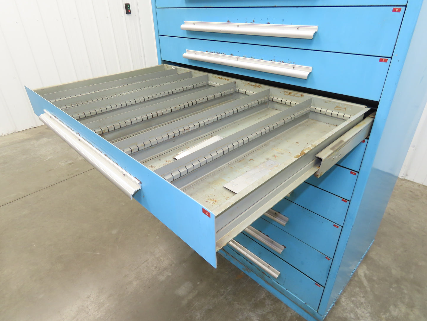Nu-Era Modular Tool Storage Cabinet 10 Drawer 45x28x61" Stanley Vidmar Lista