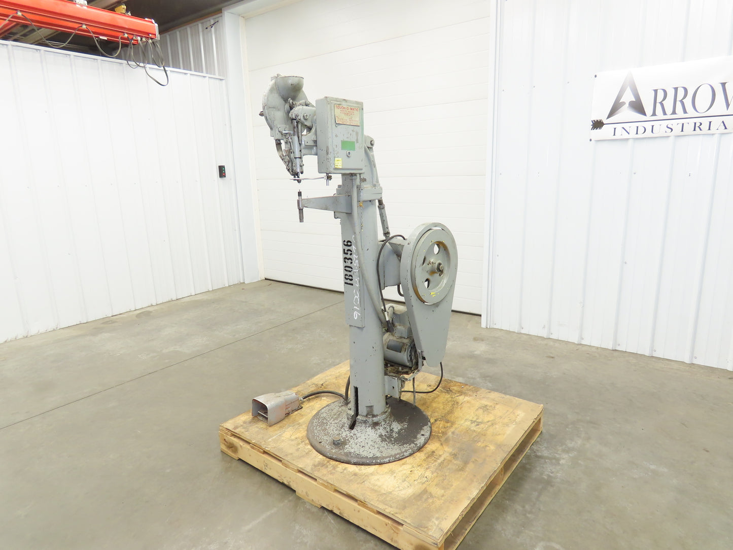 Chicago Rivet & Machine Riveter Self Feed 10" Throat 115V 1/8" Touch-O-Matic