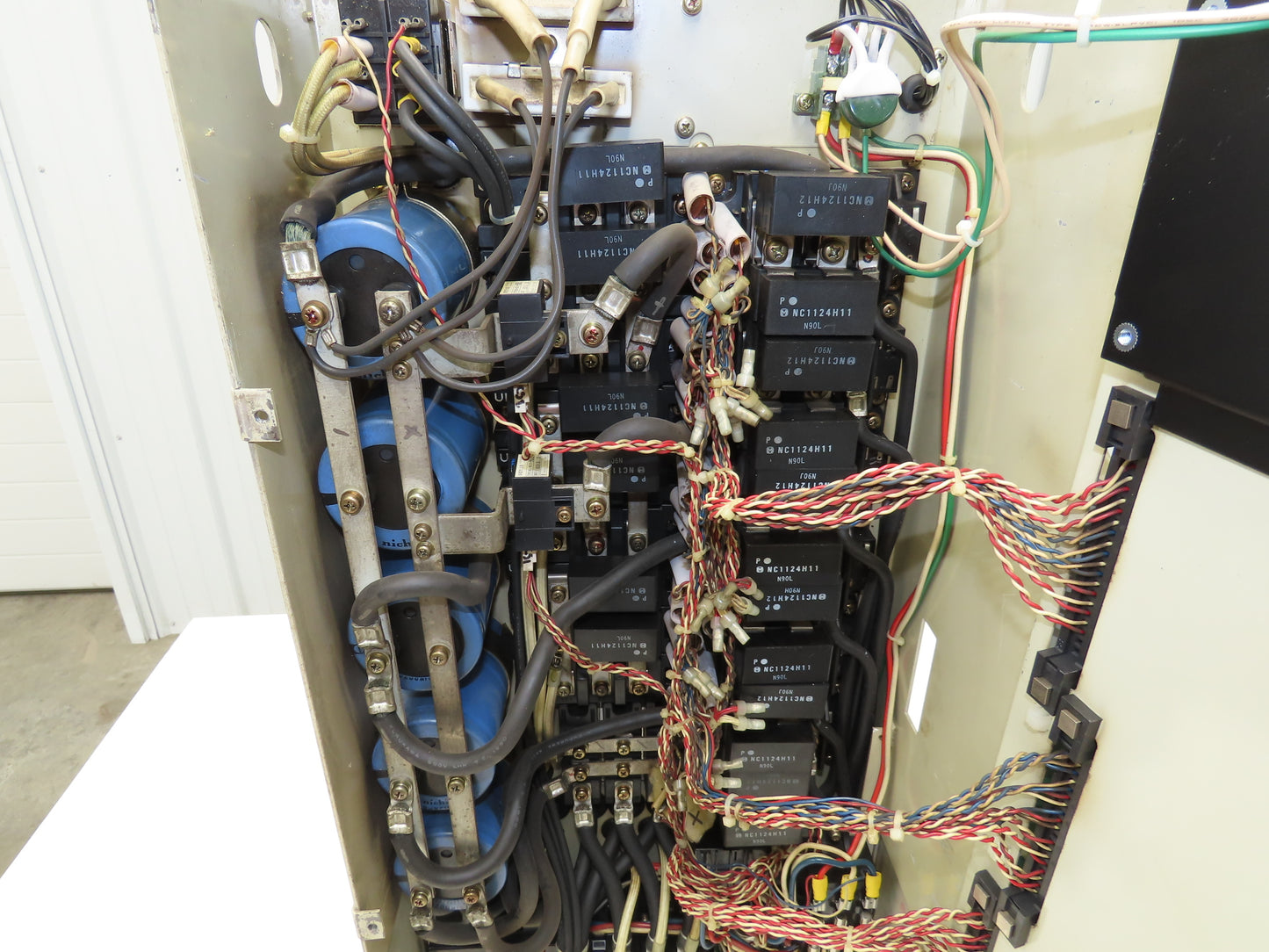 Mitsubishi Electric FR-SF-2-18.5KP-C Freqrol AC Spindle Servo Drive FR-SF