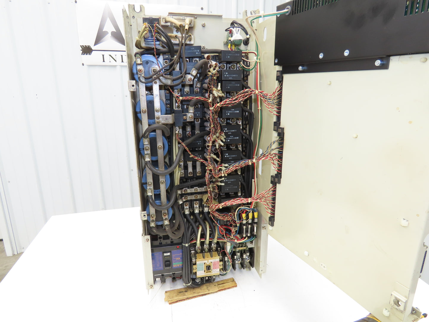 Mitsubishi Electric FR-SF-2-18.5KP-C Freqrol AC Spindle Servo Drive FR-SF
