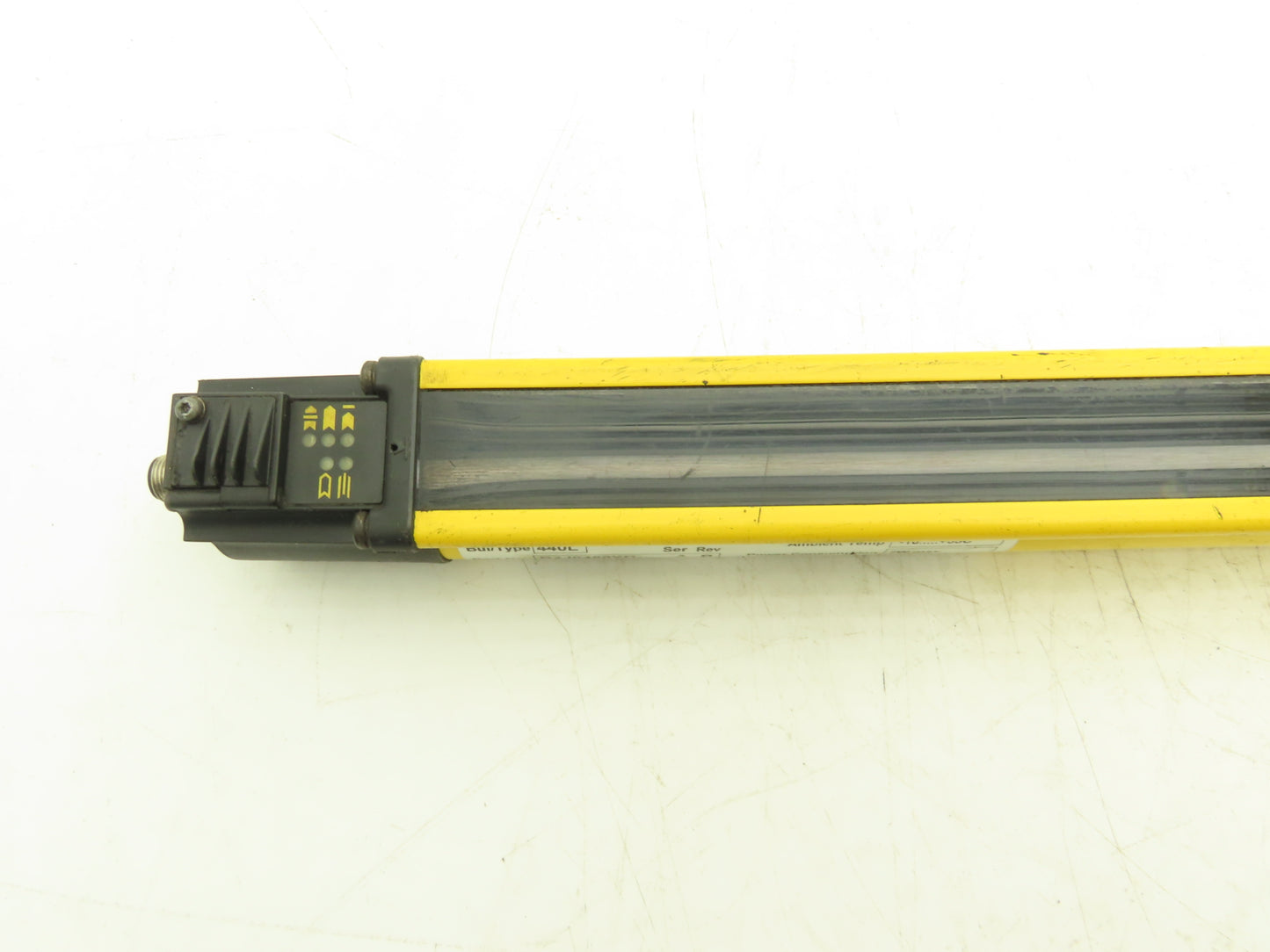 Allen Bradley 440L-R4J0480YD Light Curtain Guardmaster Receiver Only Ser A Rev B