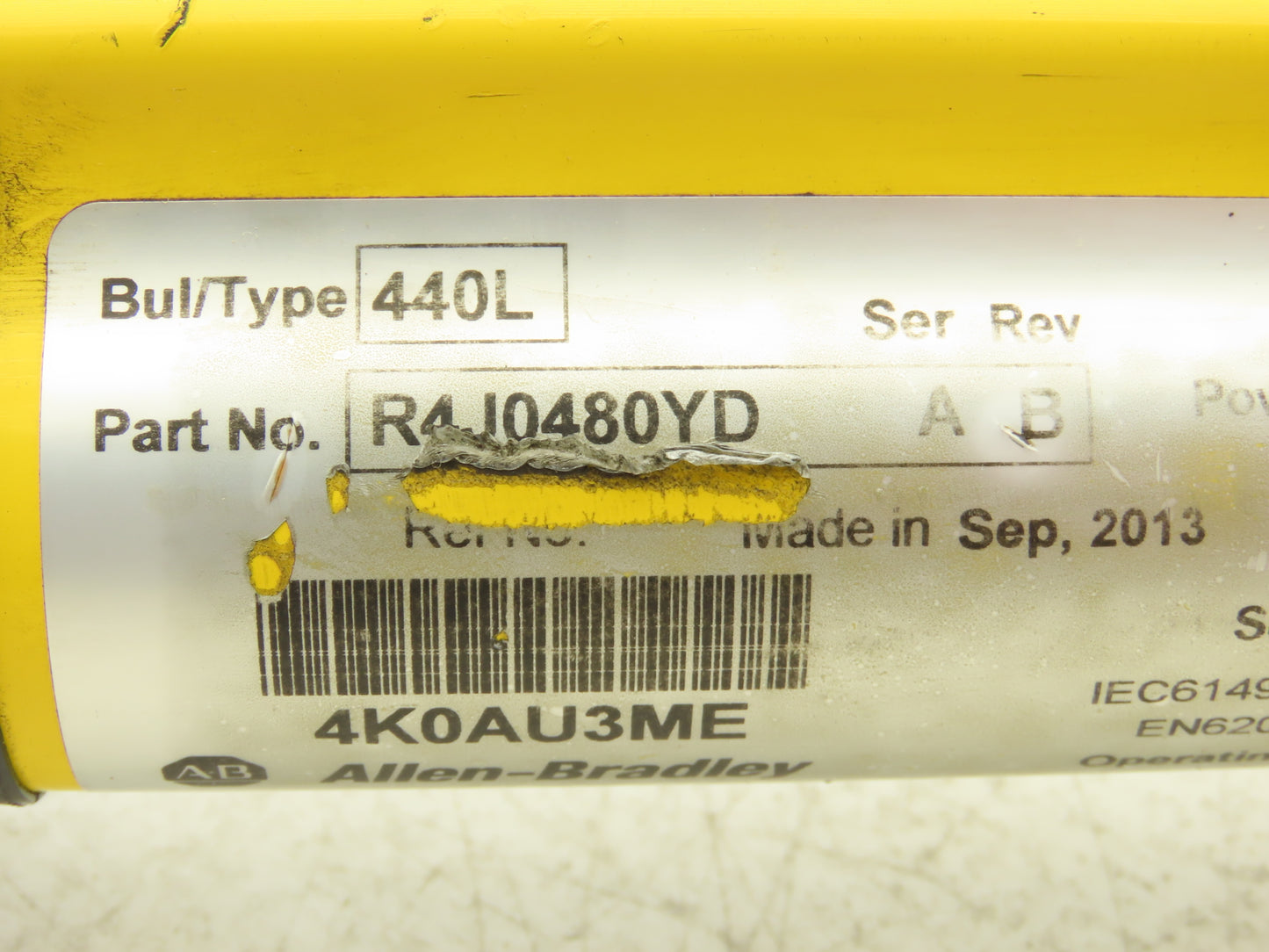 Allen Bradley 440L-R4J0480YD Light Curtain Guardmaster Receiver Only Ser A Rev B