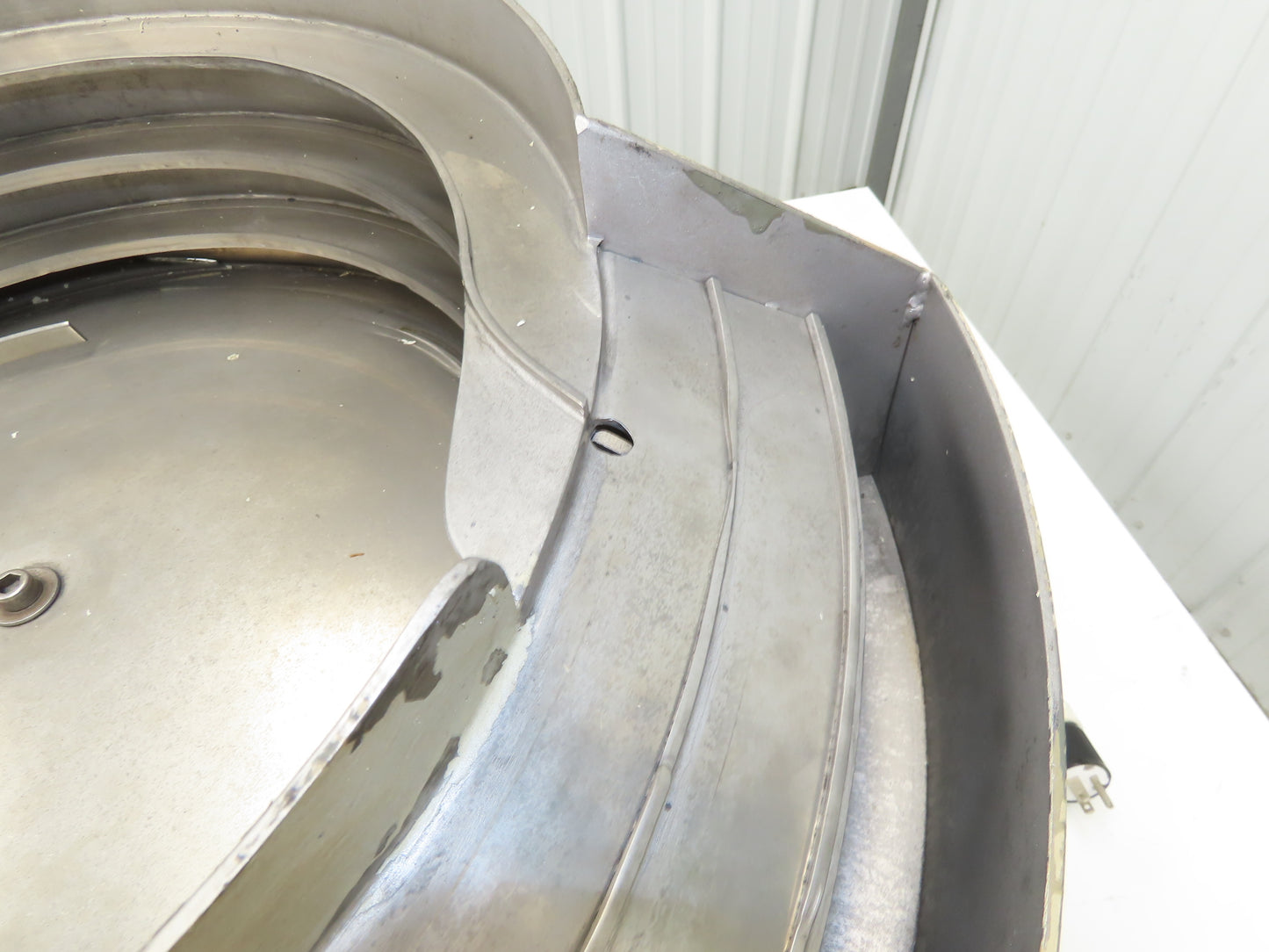 18" Vibratory Bowl Parts Feeder 115V Magnetic Coil Stainless 7/8" Wide Product